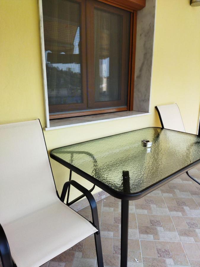 Babis apartment Kavala Bagian luar foto